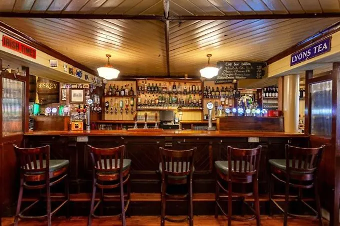 The At Cunningham's - Adults Only بيت ضيافة